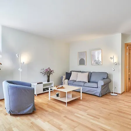 Bbarcelona Placa Universitat Flat-2